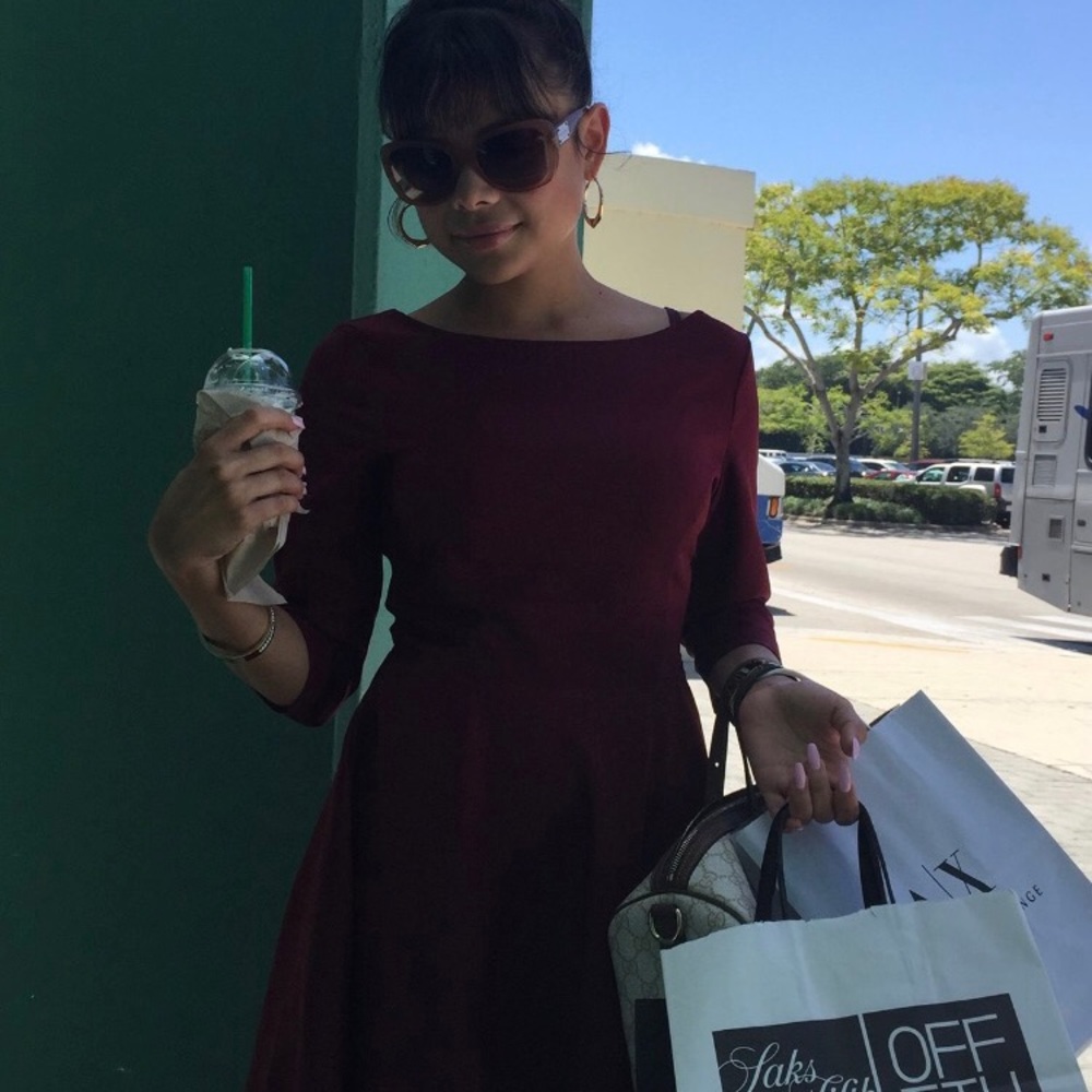 Meet your Posher, Lea